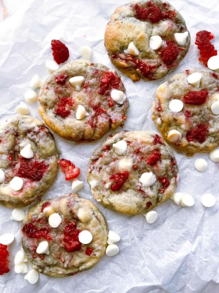 Raspberry Cheesecake Pudding Cookies